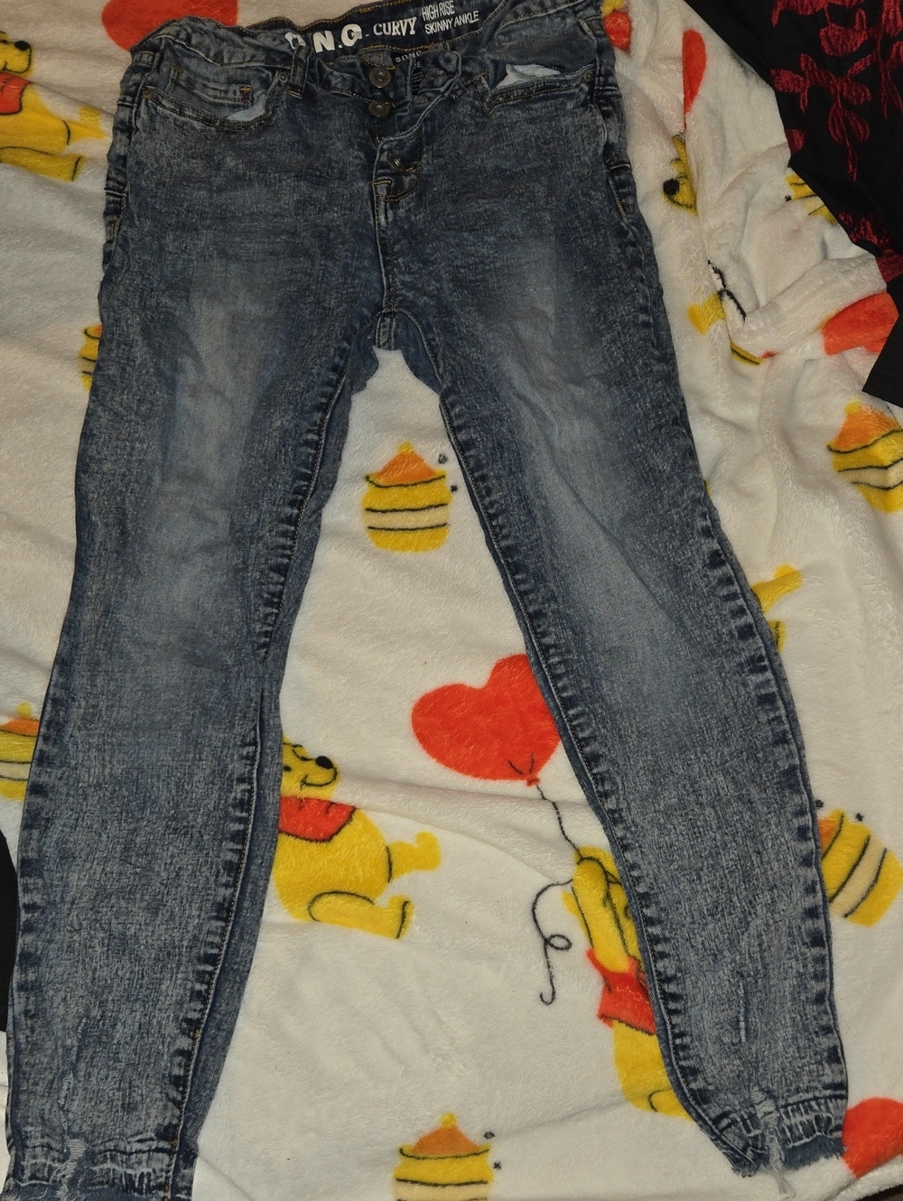 Curvy High-Rise Ankle Jeans in Washed Black